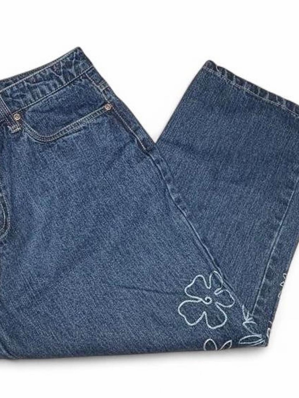 Y2K Blue Denim Capri Jeans with Floral Embroidery - Picture 5 of 7